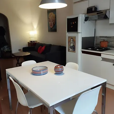 Cartola 30 Apartment Bologna